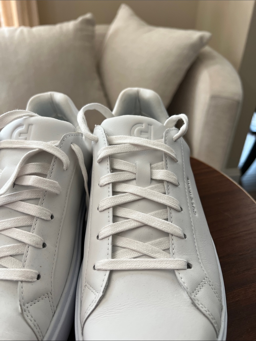 Cole Haan Women’s White Leather Classic Low-Top Sneakers. Excellent Condition. 9 - Picture 5 of 6